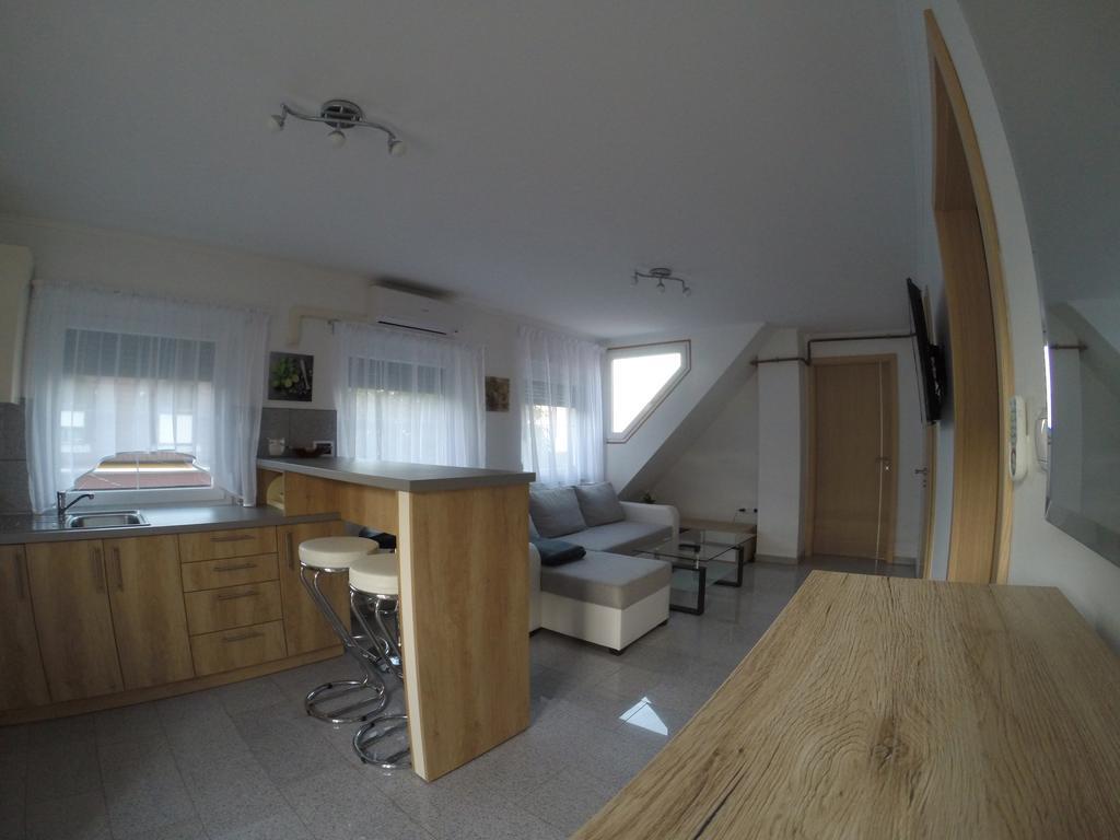 Mandula Apartmanok Badacsonytomaj Exteriér fotografie