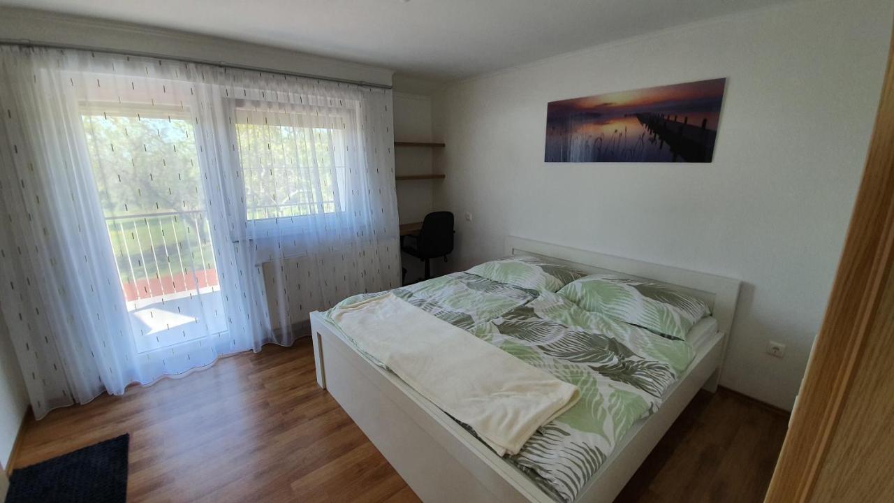 Mandula Apartmanok Badacsonytomaj Exteriér fotografie